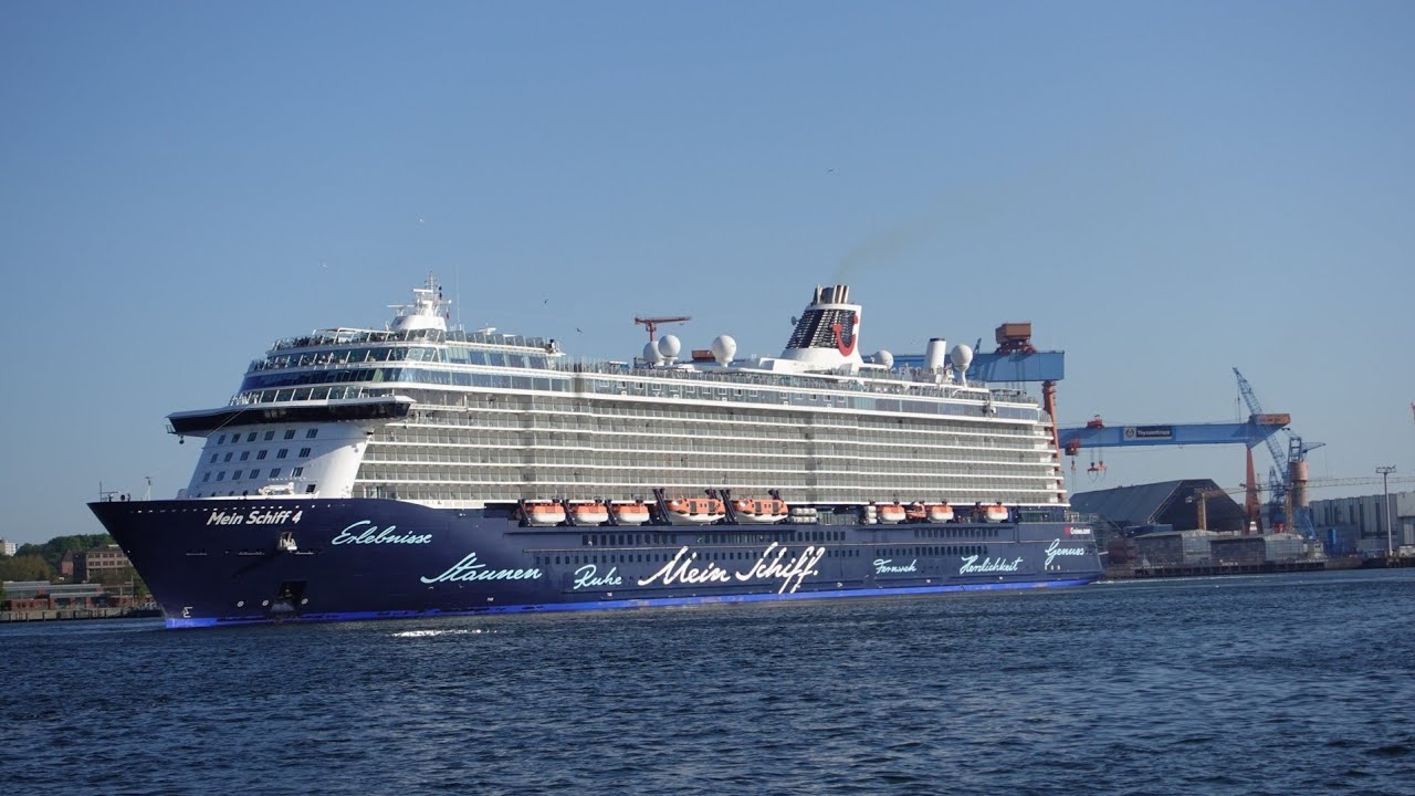 Mein Schiff 4 & Stenaline, Abfahrt vom Ostseekai | Kiel, Germany 12.5.2022