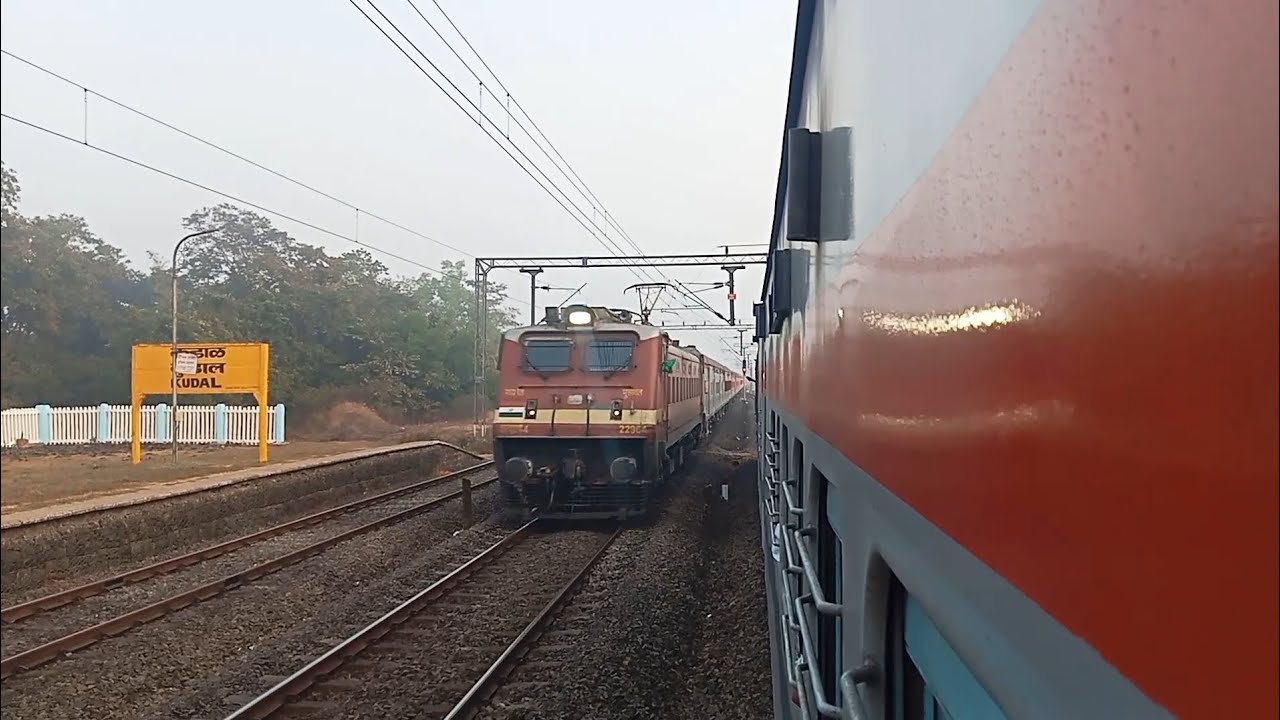 12133 Manglore Express (Rocket Express)🔥 crossing 16346 Netravati Express At Kudal