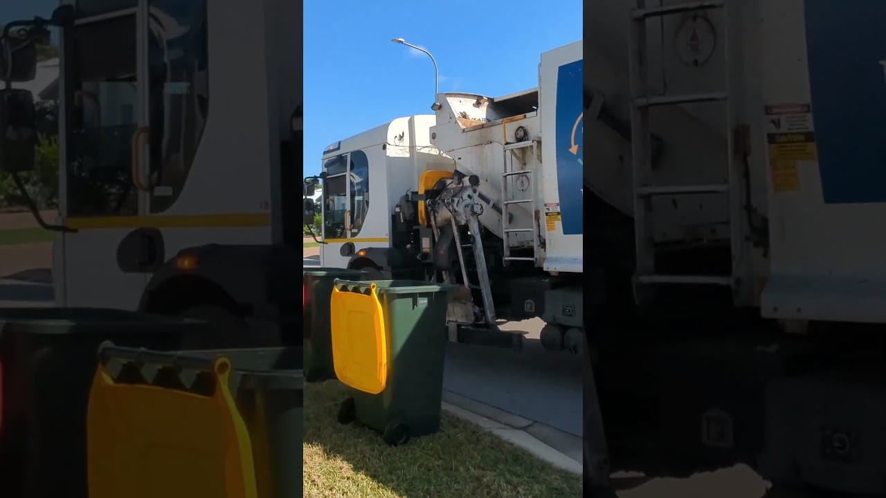 grass clippings in recycling bin 😡