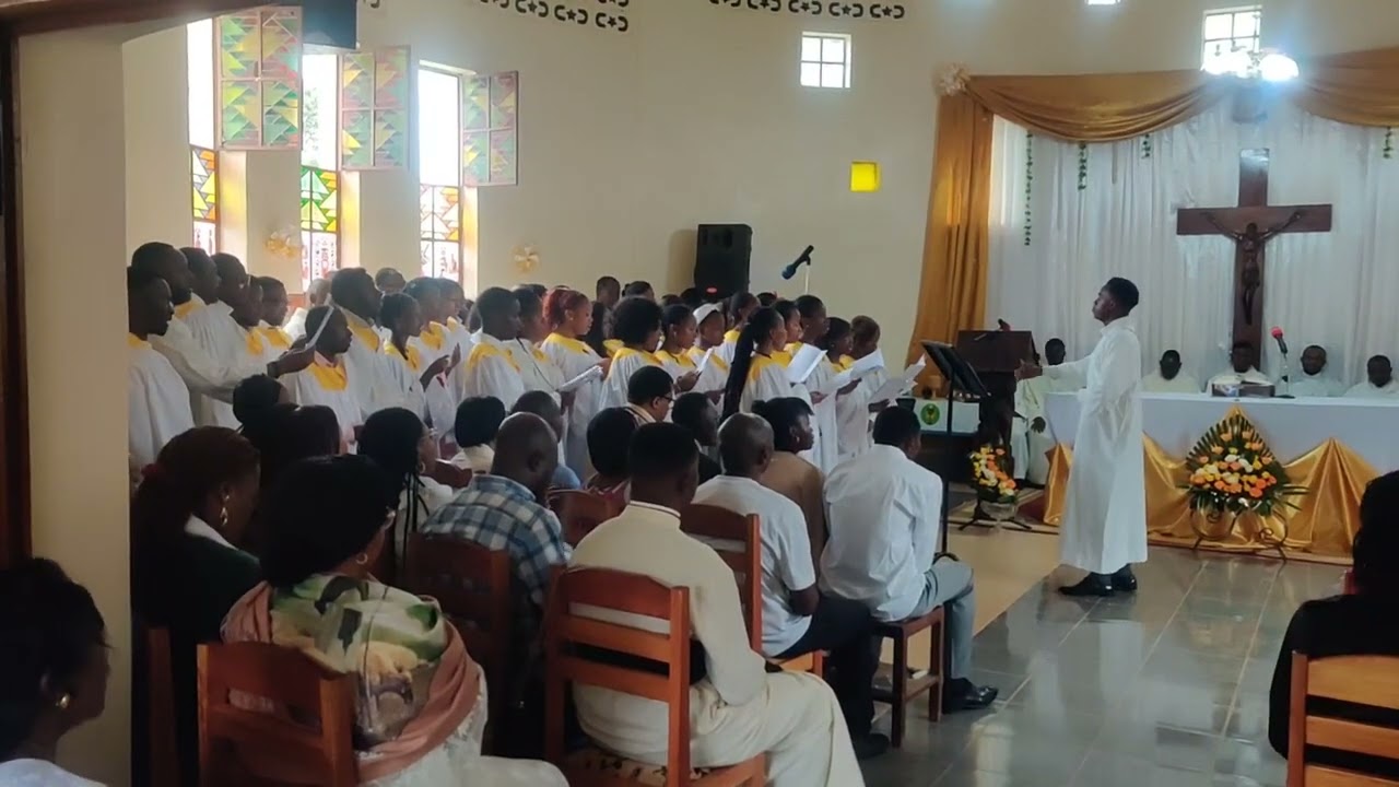 Psaume : Tumwimbiye Bwana , veillé pascale 2025, Performed by chorale Caritas