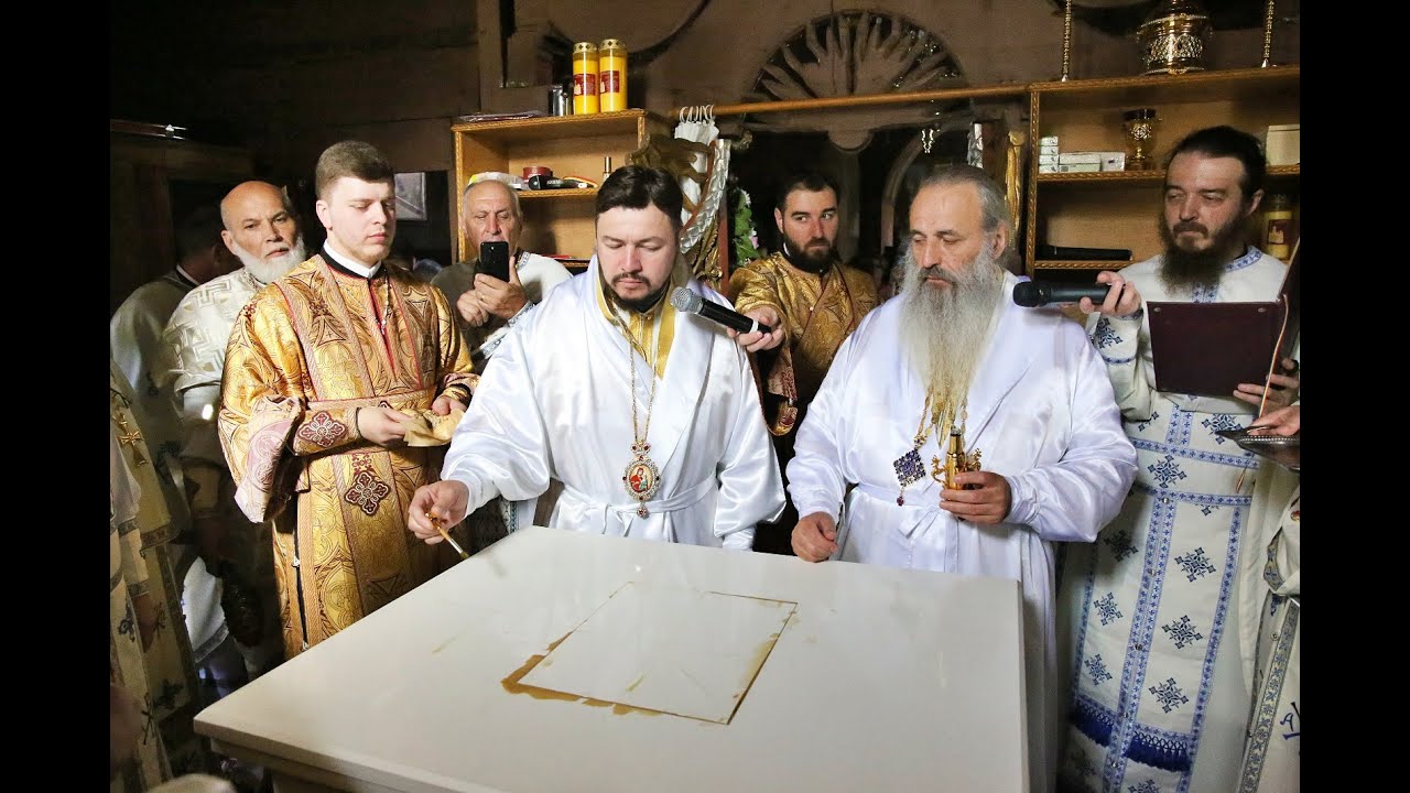 Biserica „Buna Vestire” din Dărmănești - Piatra Neamț a fost resfințită