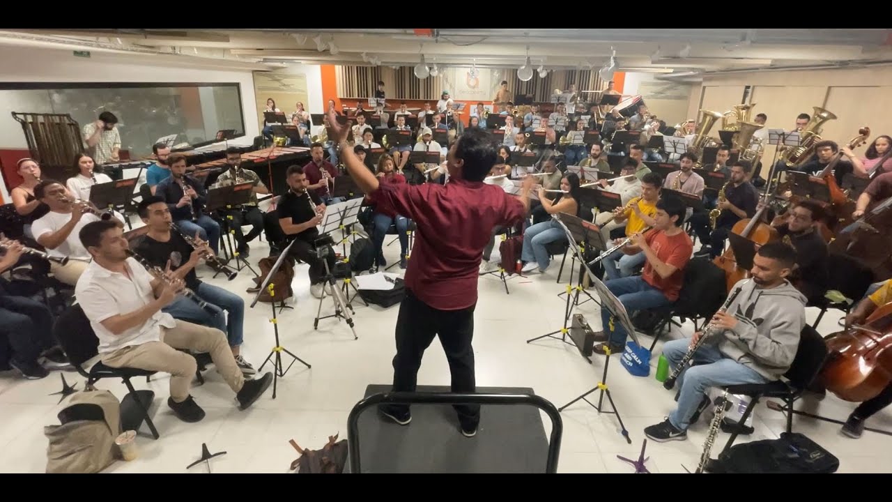 Symphonic Overture Op. 80 - James Barnes / Director Hugo A. Riaño