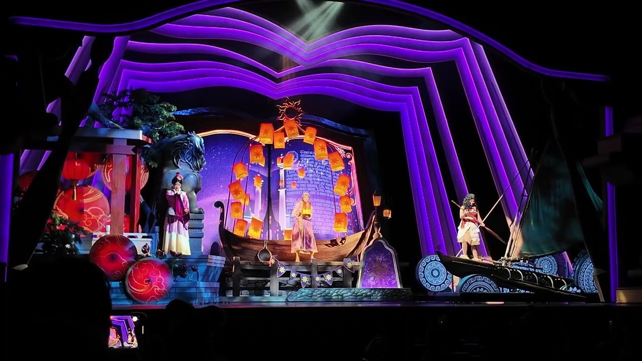 Mickey’s Storybook Adventure Full Performance | Shanghai Disneyland | Shot on DJI Osmo Pocket 3