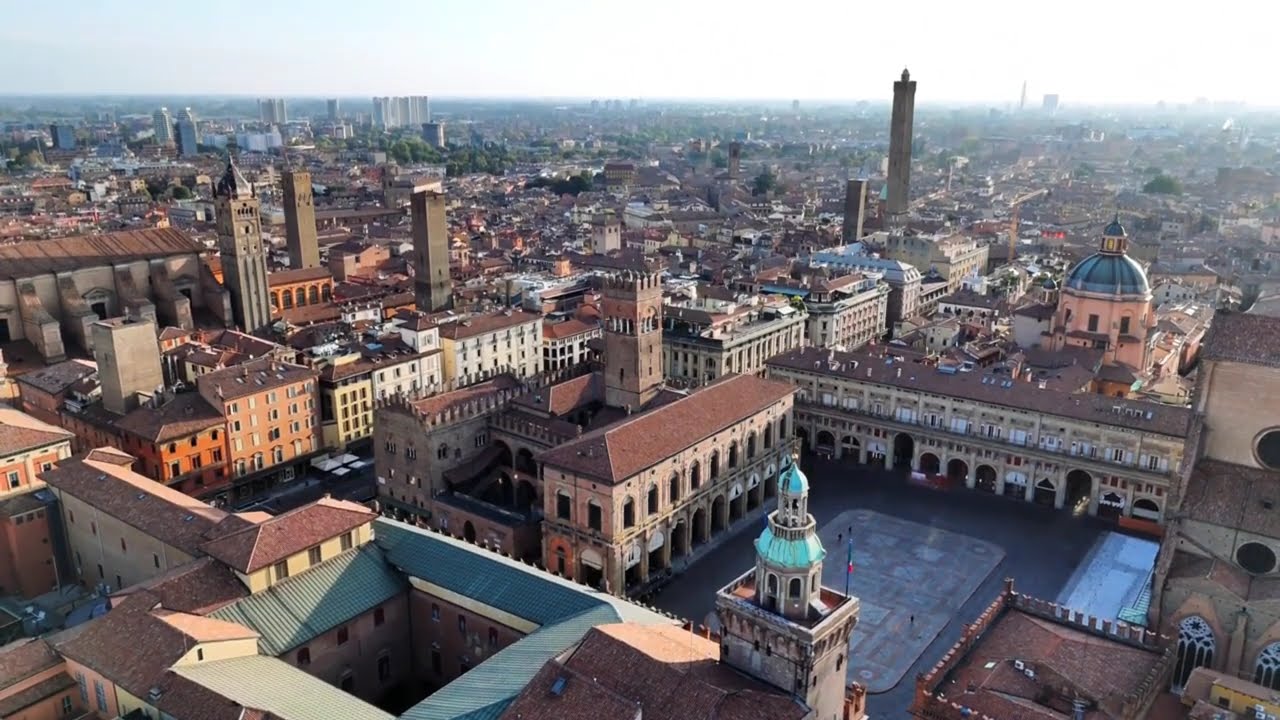 BOLOGNA, ITALY 🇮🇹 in 4K ULTRA HD 60FPS Video by Drone