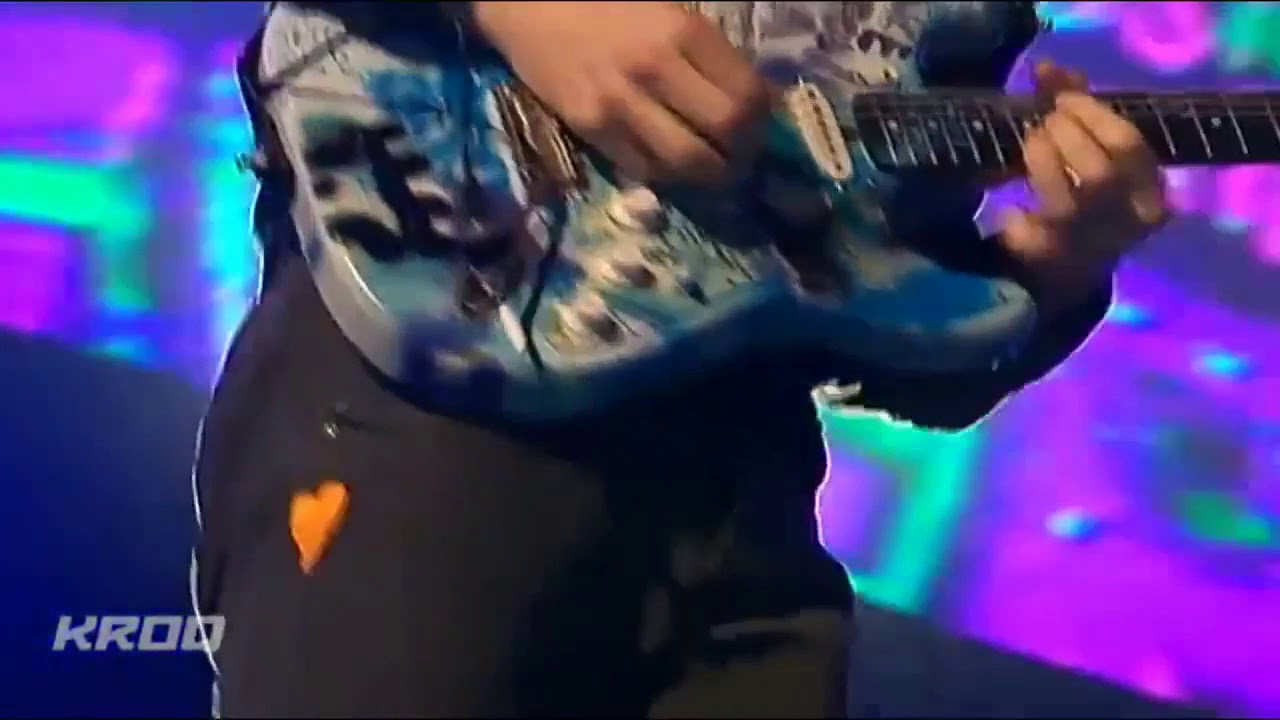 Coldplay - Paradise (Jonny's amazing guitar solo!)