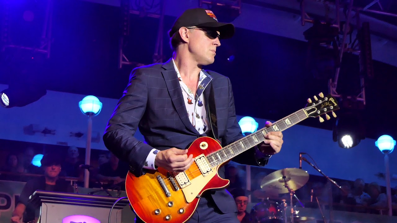 Joe Bonamassa - Sloe Gin - Pool Deck Show 2 - KTBA Cruise 2019