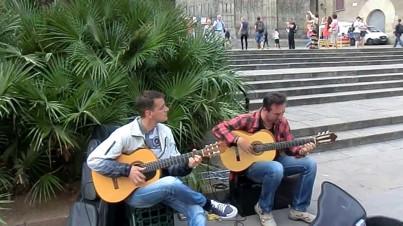 Top Spanish Guitar Street Music in Barcelona , Adrian Roman & Martin Sazandeh﻿