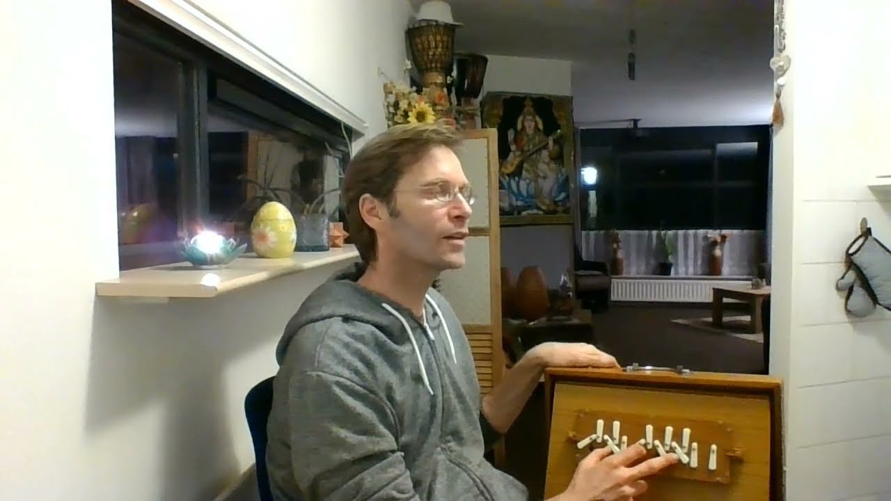 Saraswati mantra on shruti box