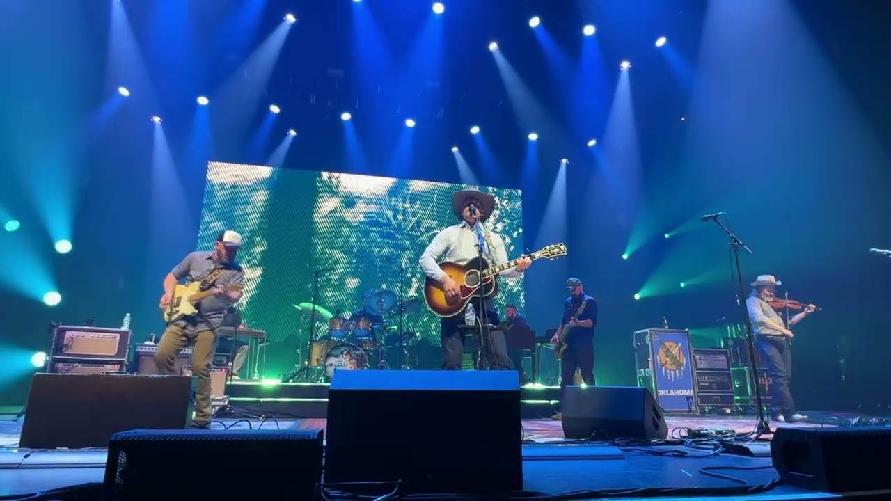 Turnpike Troubadours | 7 & 7 | LIVE At The Met