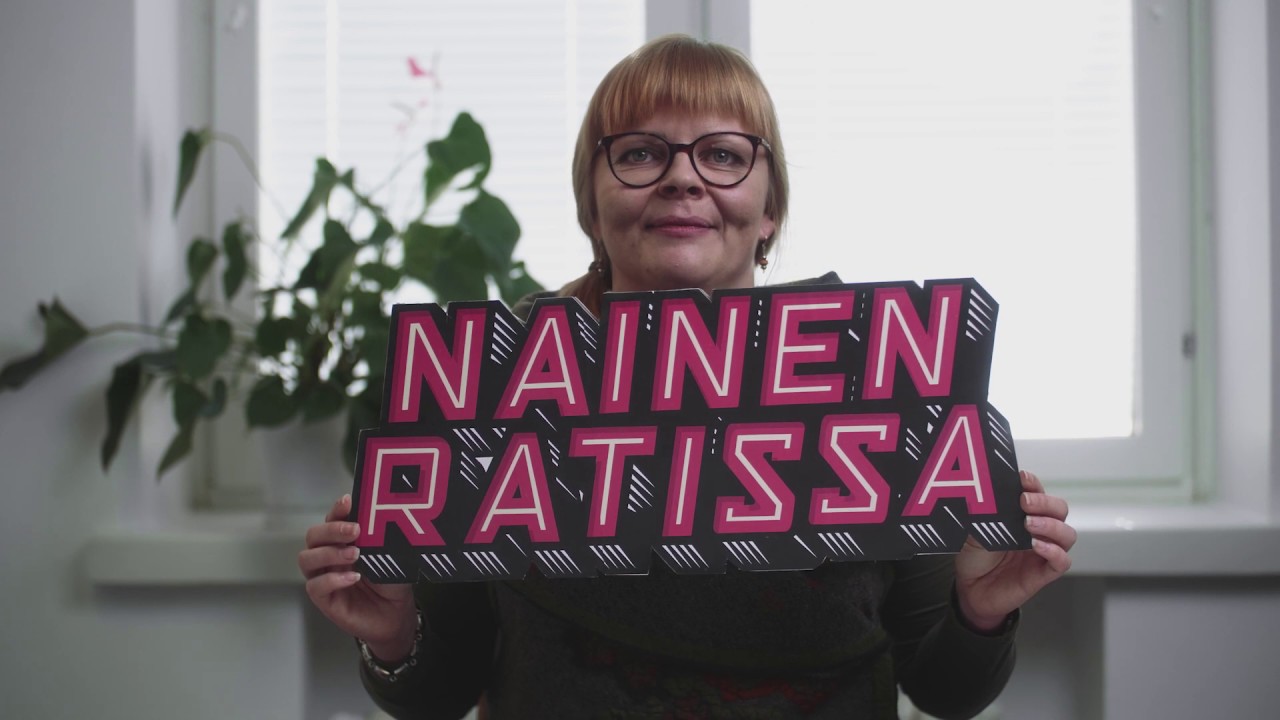 Nainen ratissa