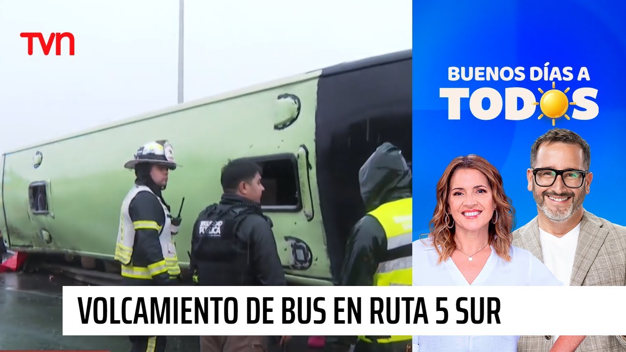 Confirman al menos dos fallecidos tras volcamiento de bus en Ruta 5 Sur