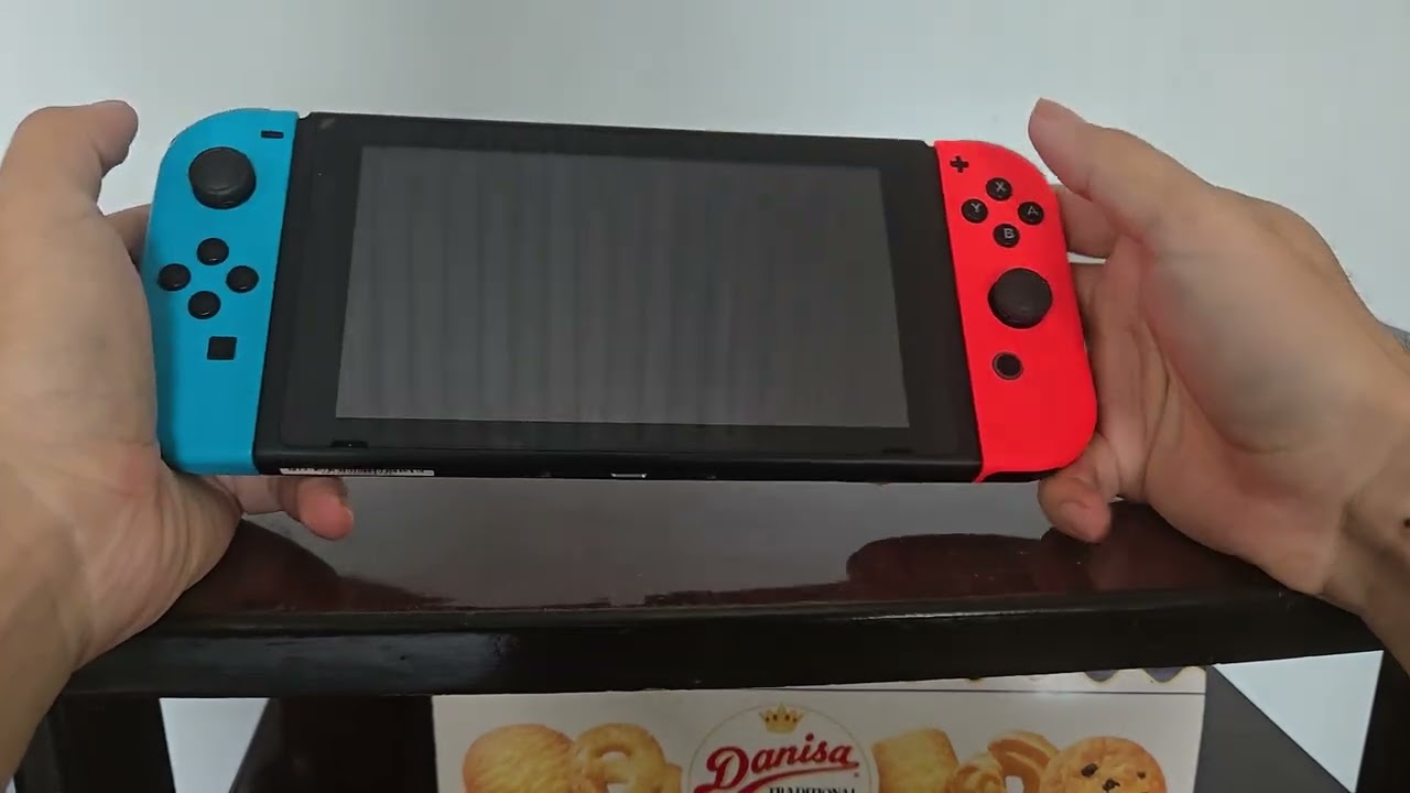 nintendo switch v2 neon + xám 26/09/2025