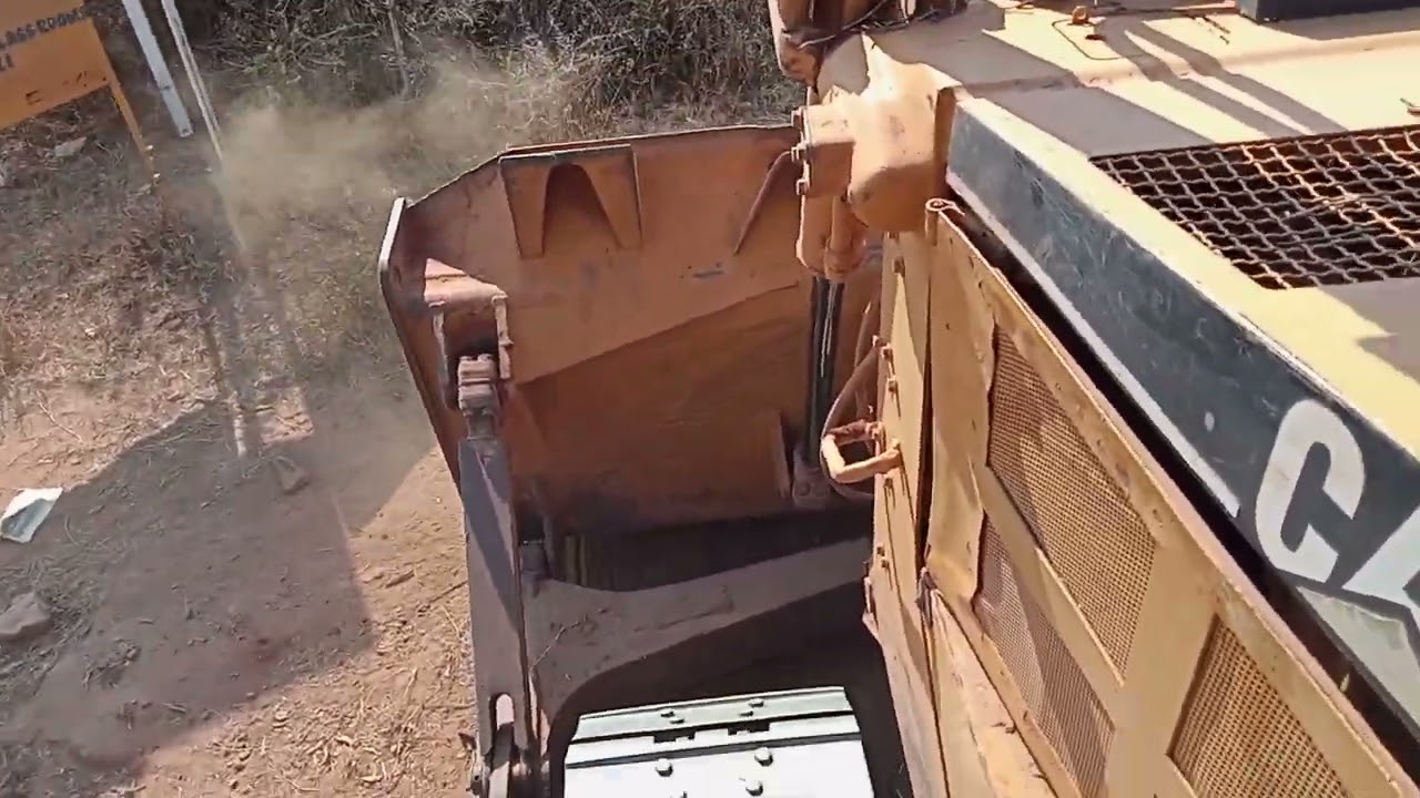Dozer D6R elevated tracks offloading, Russian style 