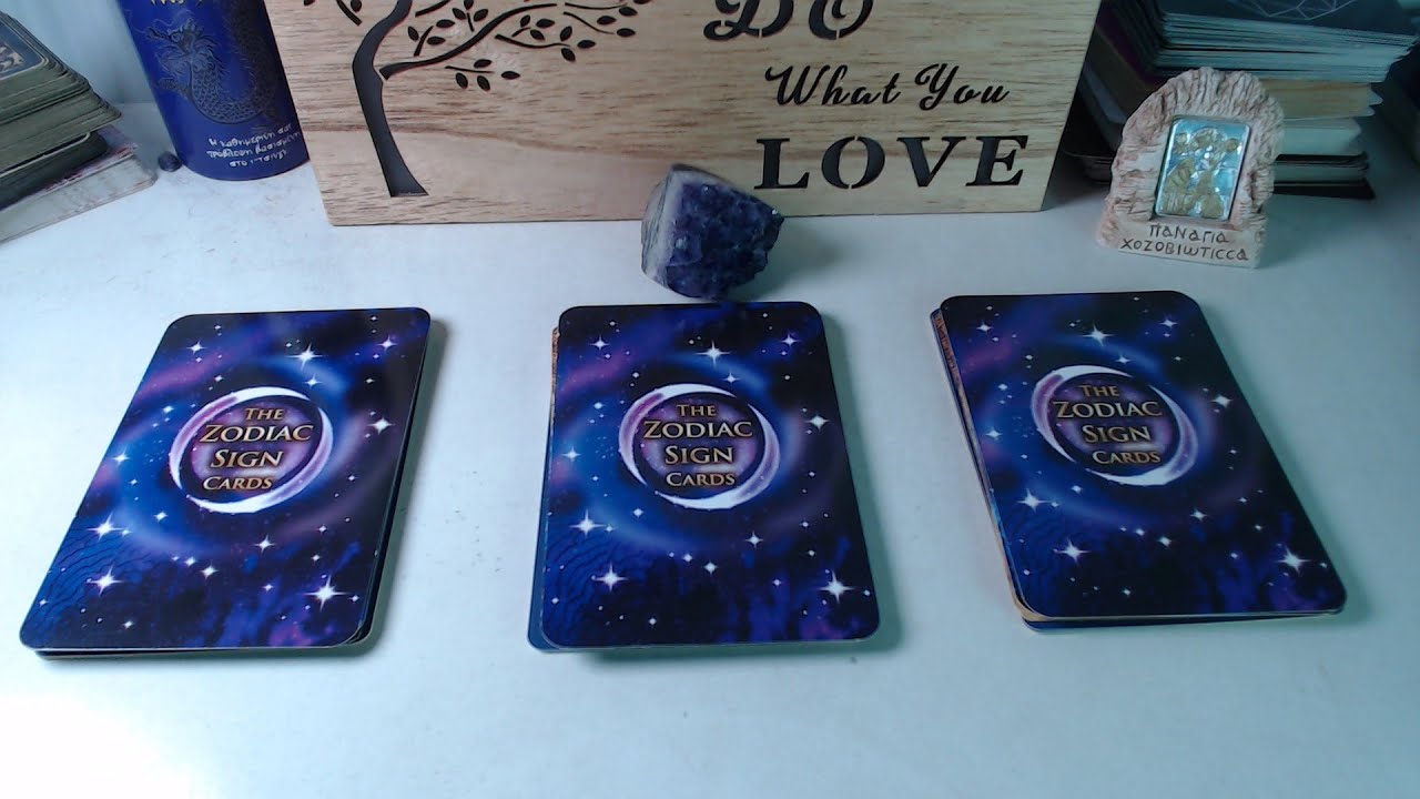 Pick a card: Τί έρχεται τον Ιούλιο 2024 στη ζωή σου;