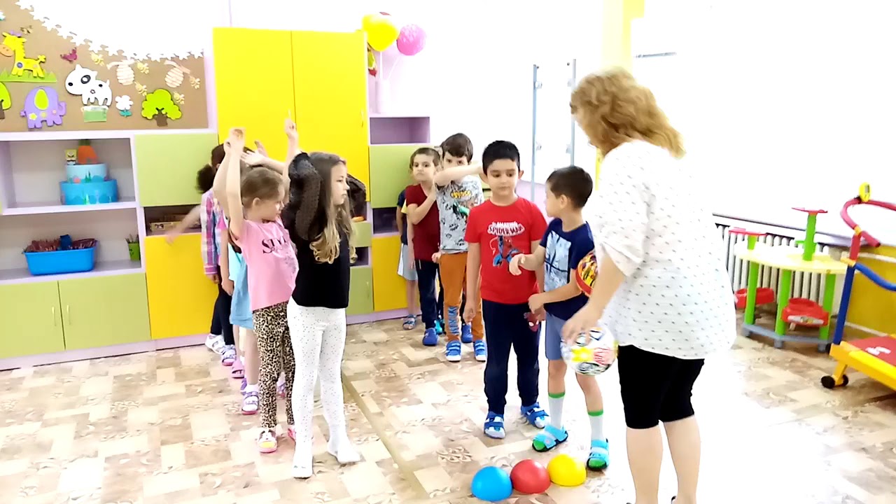 ИГРА “ПЪТУВАЩАТА ТОПКА” - ДГ „Слънце” – град Левски, Група „Мики Маус