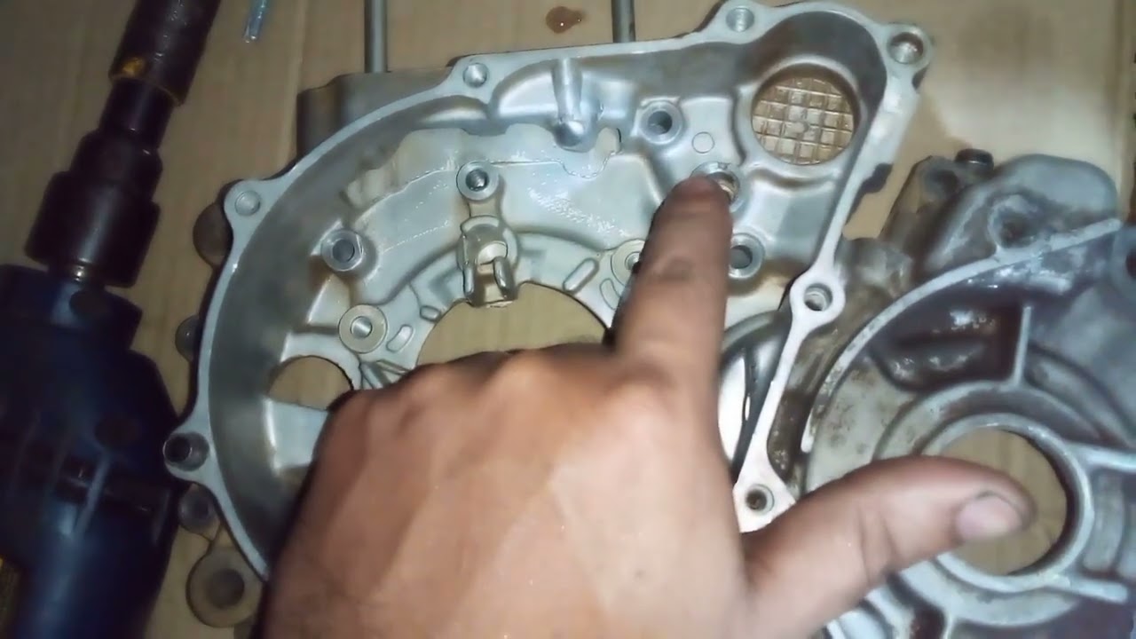 Como fazer furo na carcaça para colocar o motor de partida na titan150 a pedal. @MF Motos