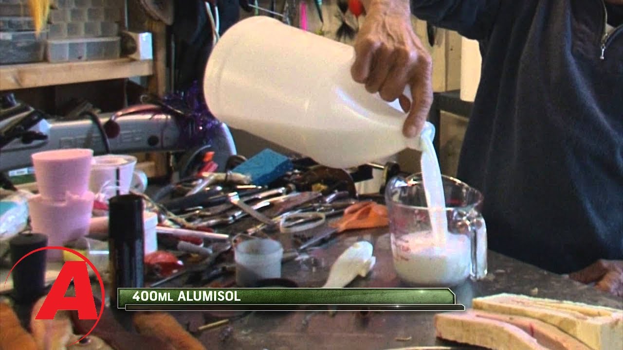 How To Make Your Own Simple Mr. Whiggley Fishing lure | Alumilite