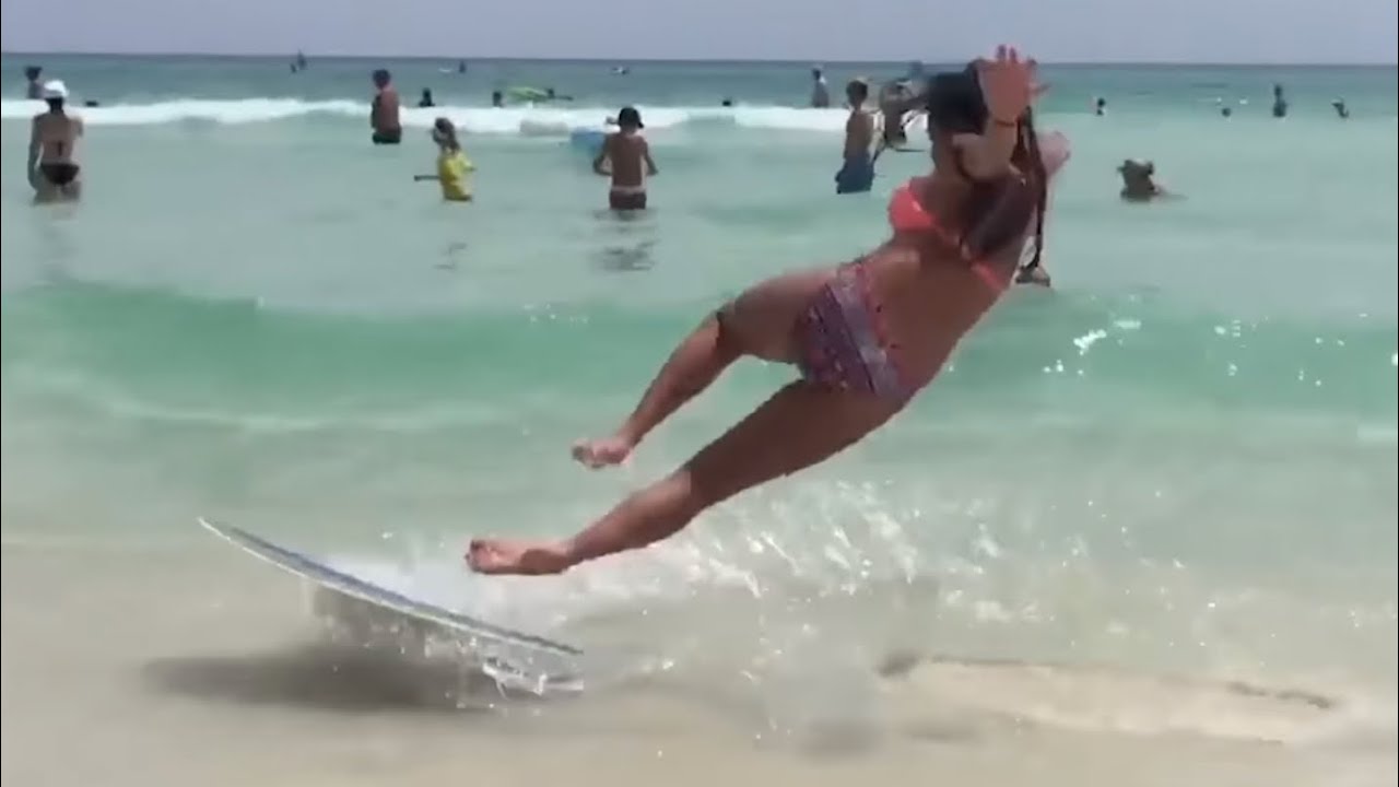 Try not to laugh! Funny moments, memes, fails