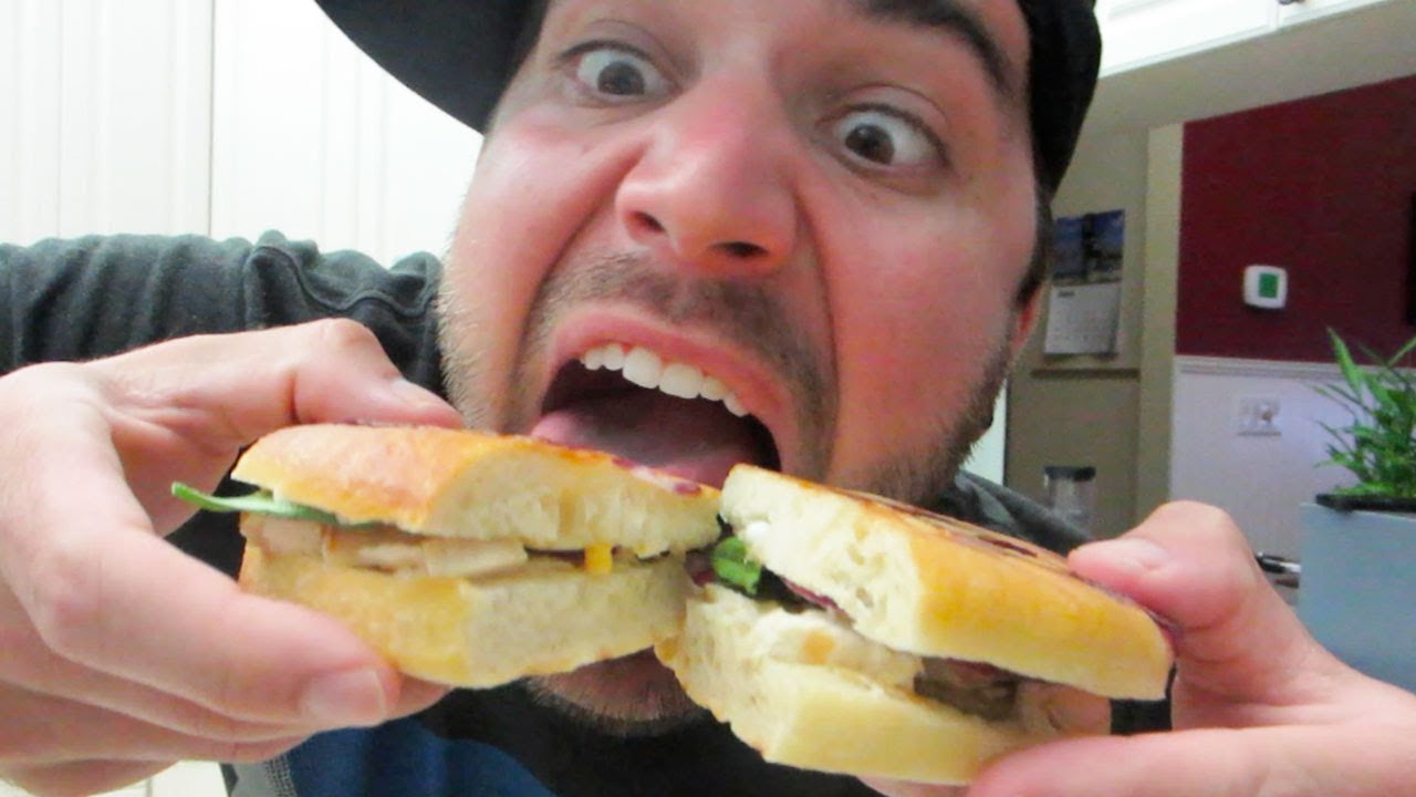 NOM NOM YOUR FACE! (6.10.13 - Day 1502)