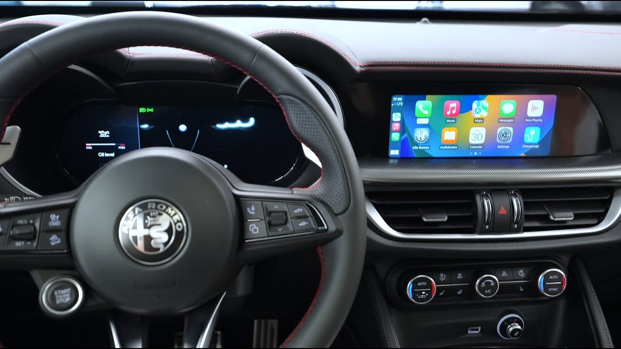 Как подключить Apple CarPlay к мультимедийной системе Alfa Romeo Stelvio 2024