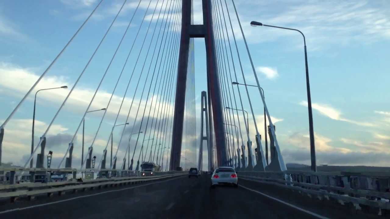 Driving through Russky Island Bridge