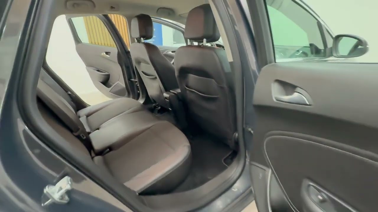 ** Opel Astra **