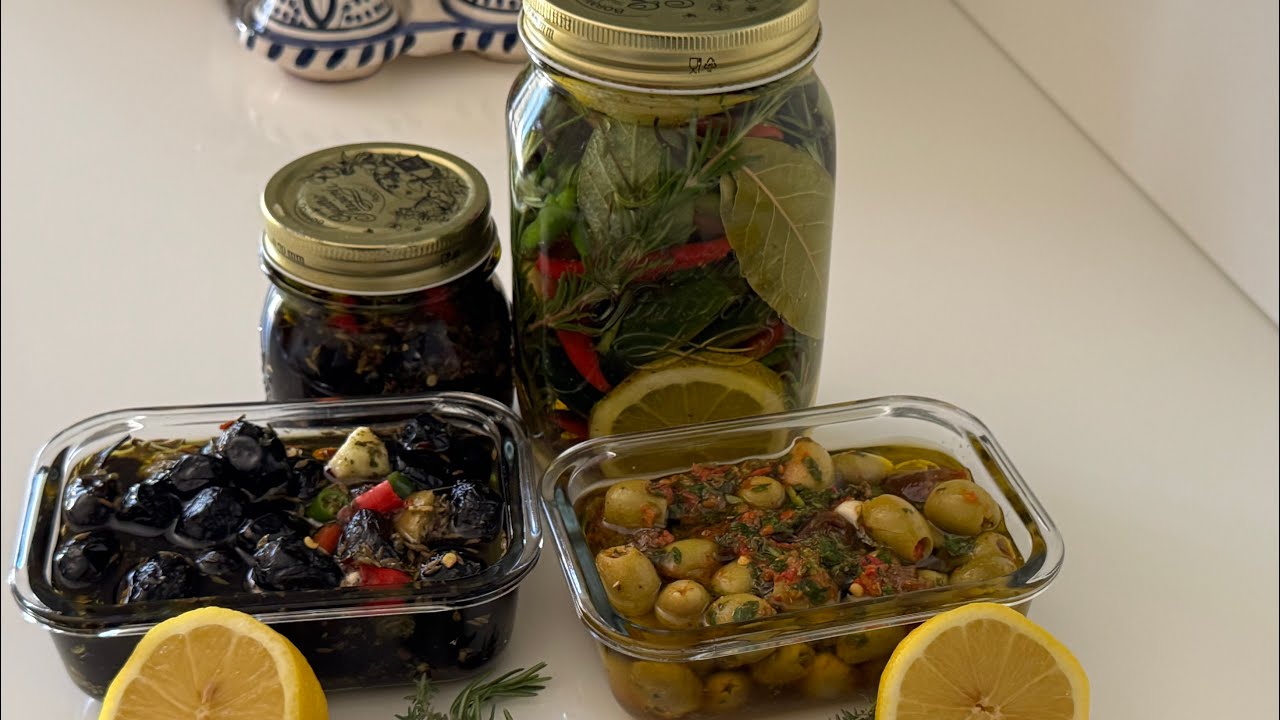 🫒🌶️Ricetta della nonna : Olive marinate alla marocchina e peperoni in salamoia, un mix di sapori dav