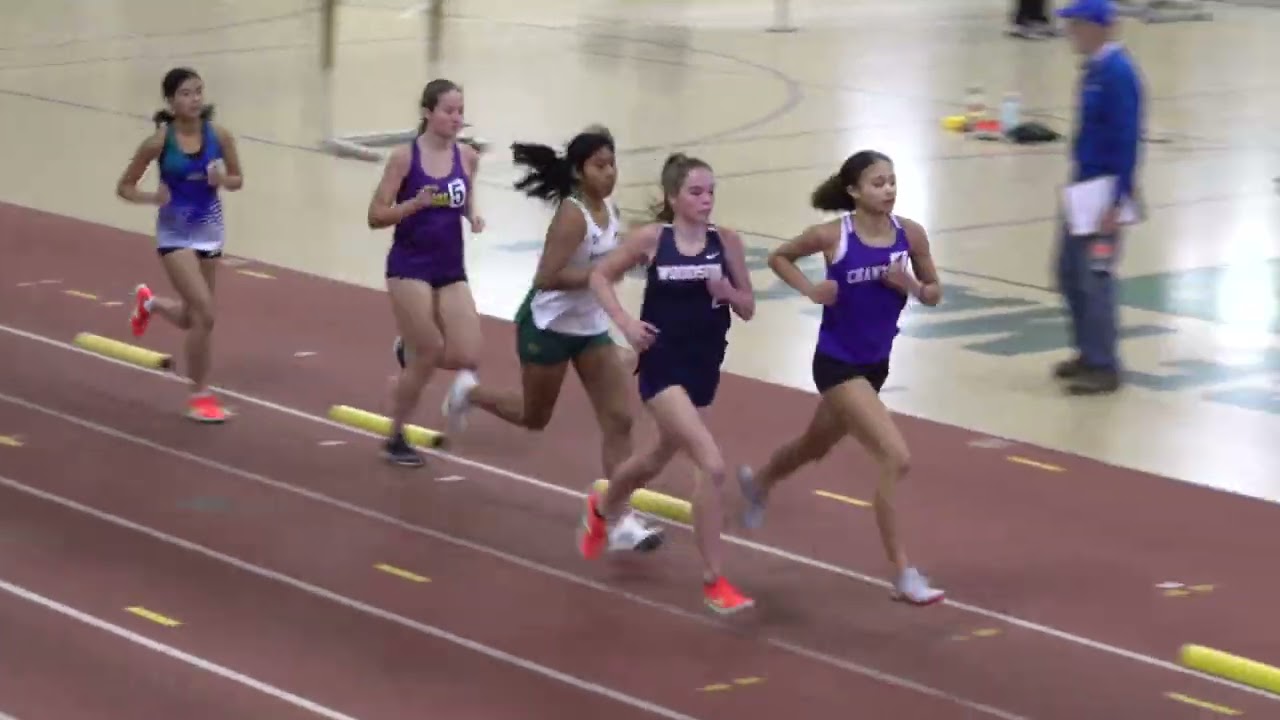 2026 01 03 LB Indoor Invitational Girls Freshman 1600 Ashley and Tessa