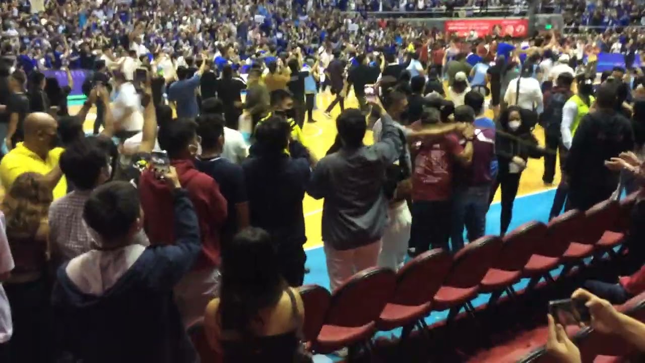 UAAP Finals Game 3 Last Seconds of the Game