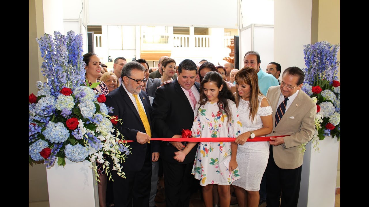 Ceremonia de corte de cinta en la Convención CUD 2017