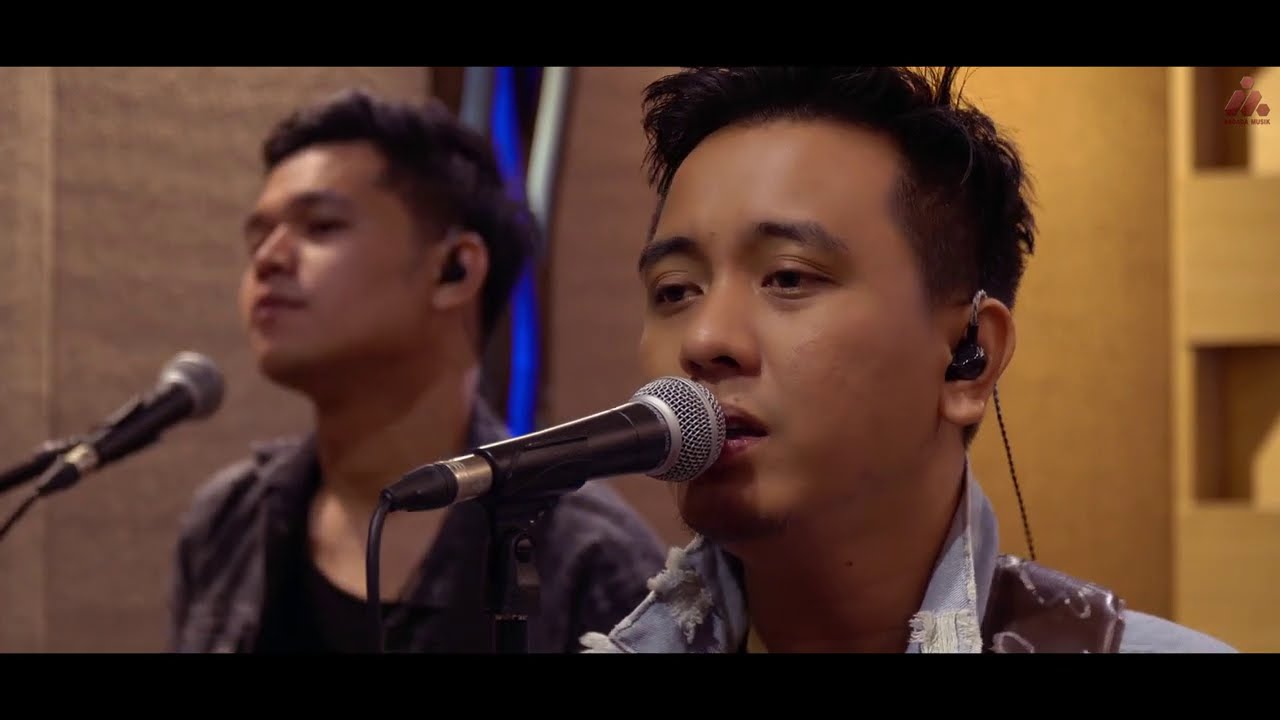 ILIR7 - Sakit Sungguh Sakit (Studio Session)