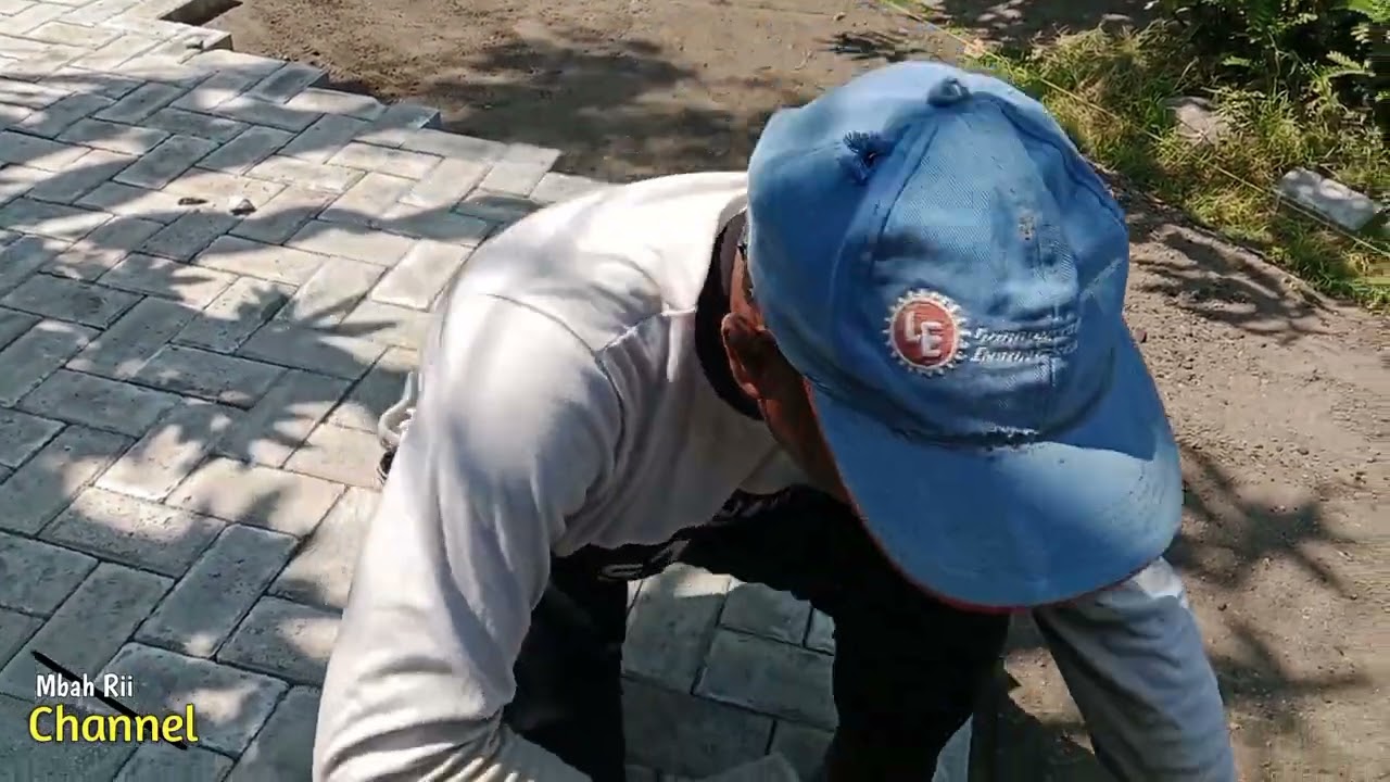 TUTORIAL..# CARA / PROSES PASANG PAVING BLOCK DI JLN KAMPUNG YG BENAR CEPAT, AKURAT, RAPAT & KUAT 