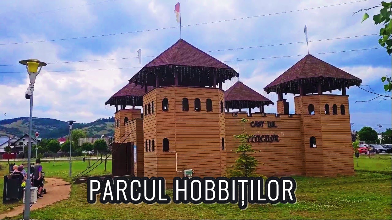 La Gura Humorului &icirc;n parcul Hobbiţilor şi &icirc;n parcul f&acirc;nt&acirc;nii arteziene