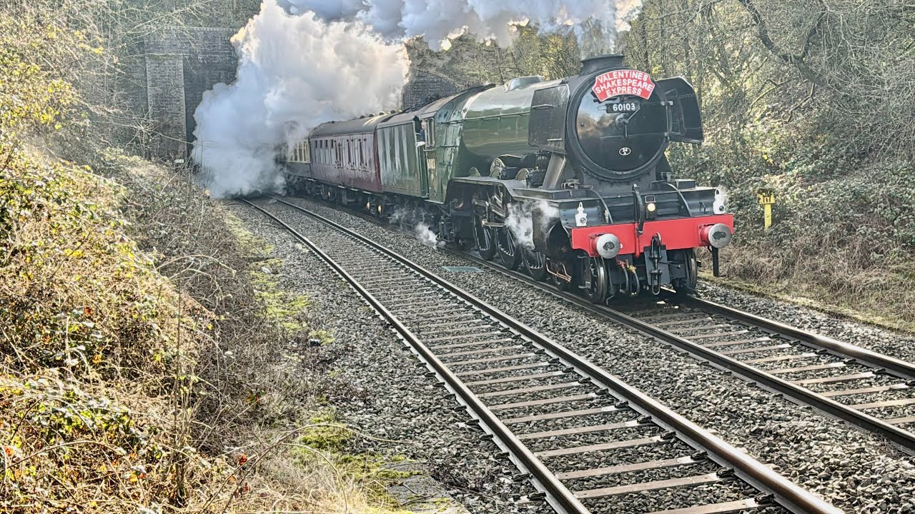 Flying Scotsman - Steam - Valentines Shakespeare Express #railway #steam 
