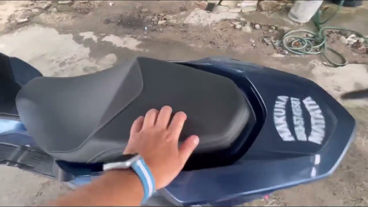 Honda PCX или Yamaha NMax