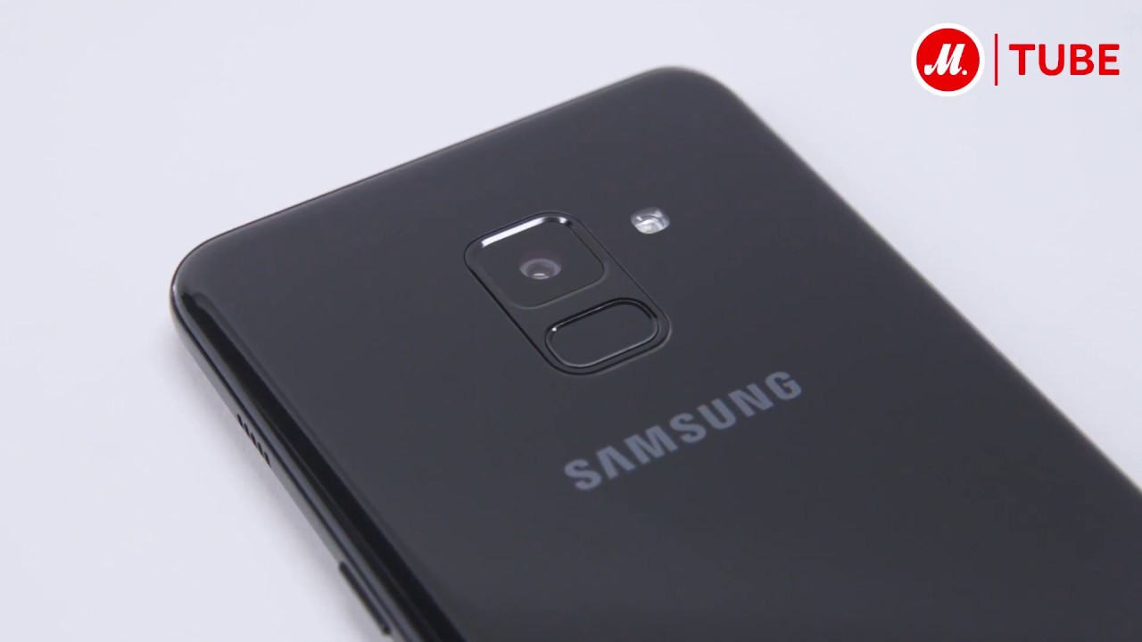 Распаковка смартфона Samsung Galaxy A8 (2018)