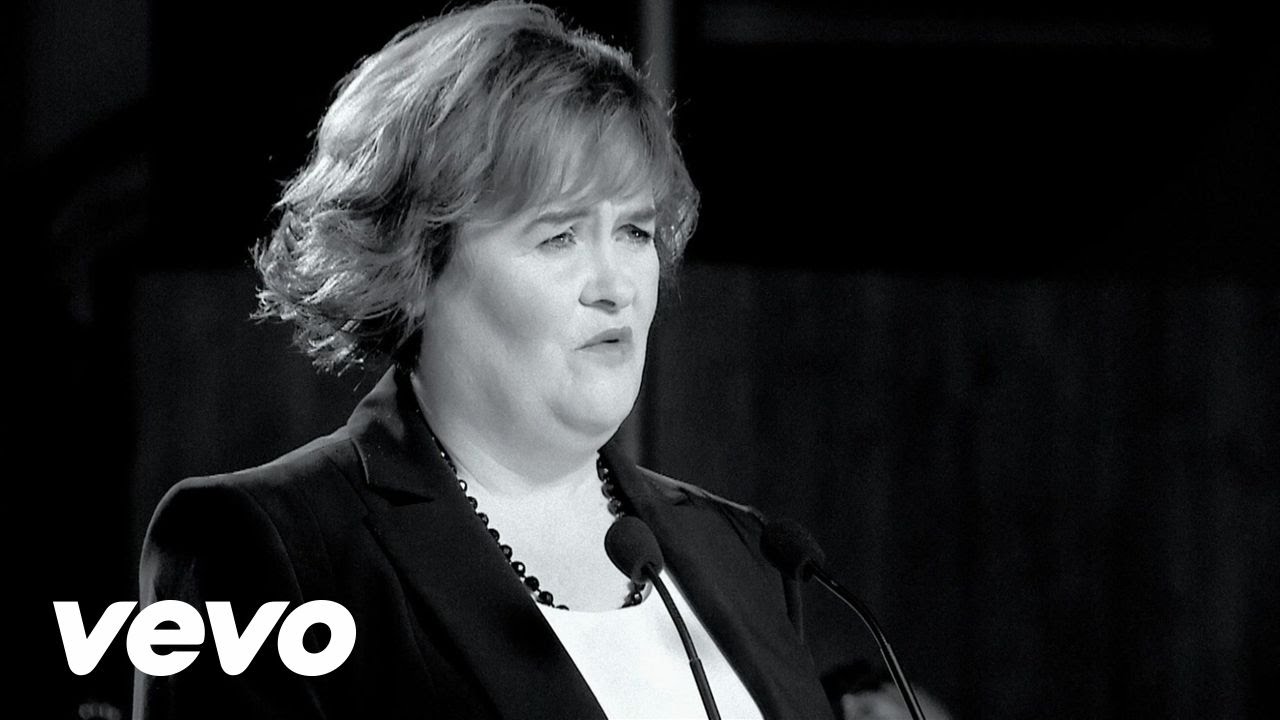 Susan Boyle - Autumn Leaves (Live)