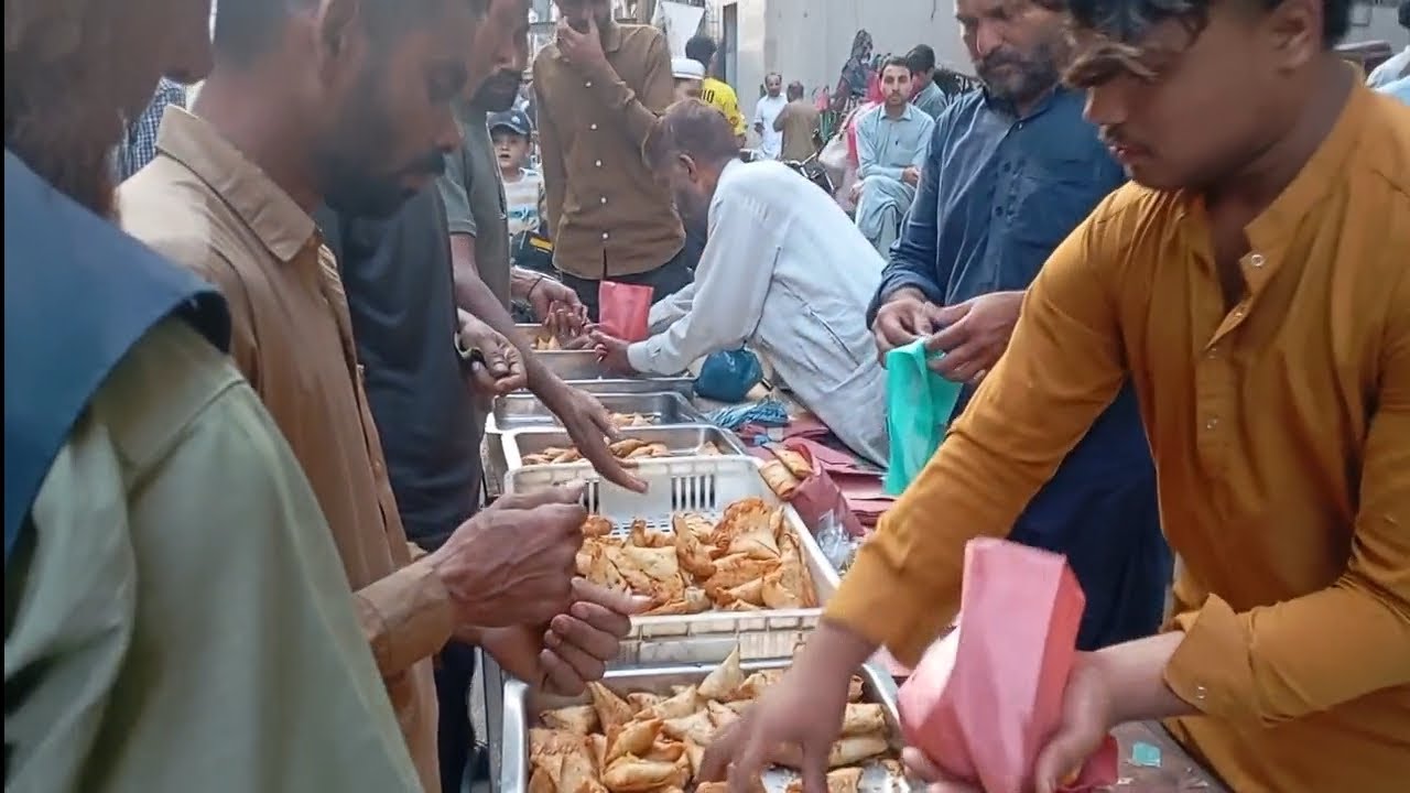 FIRST AFTAR KI TAYARIYAN RAMZAN VLOG