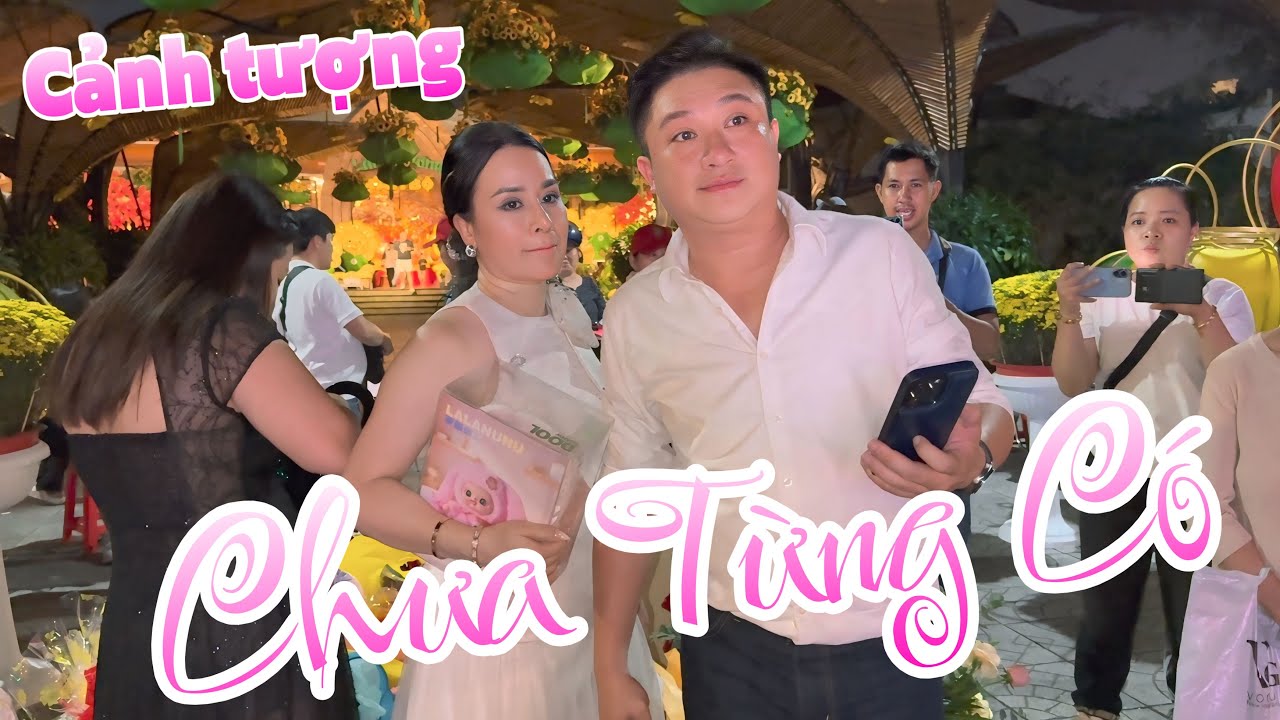 Cảnh tượng chưa từng có khi mang Hoa, Gấu và Quà đem về trong đêm 11/2