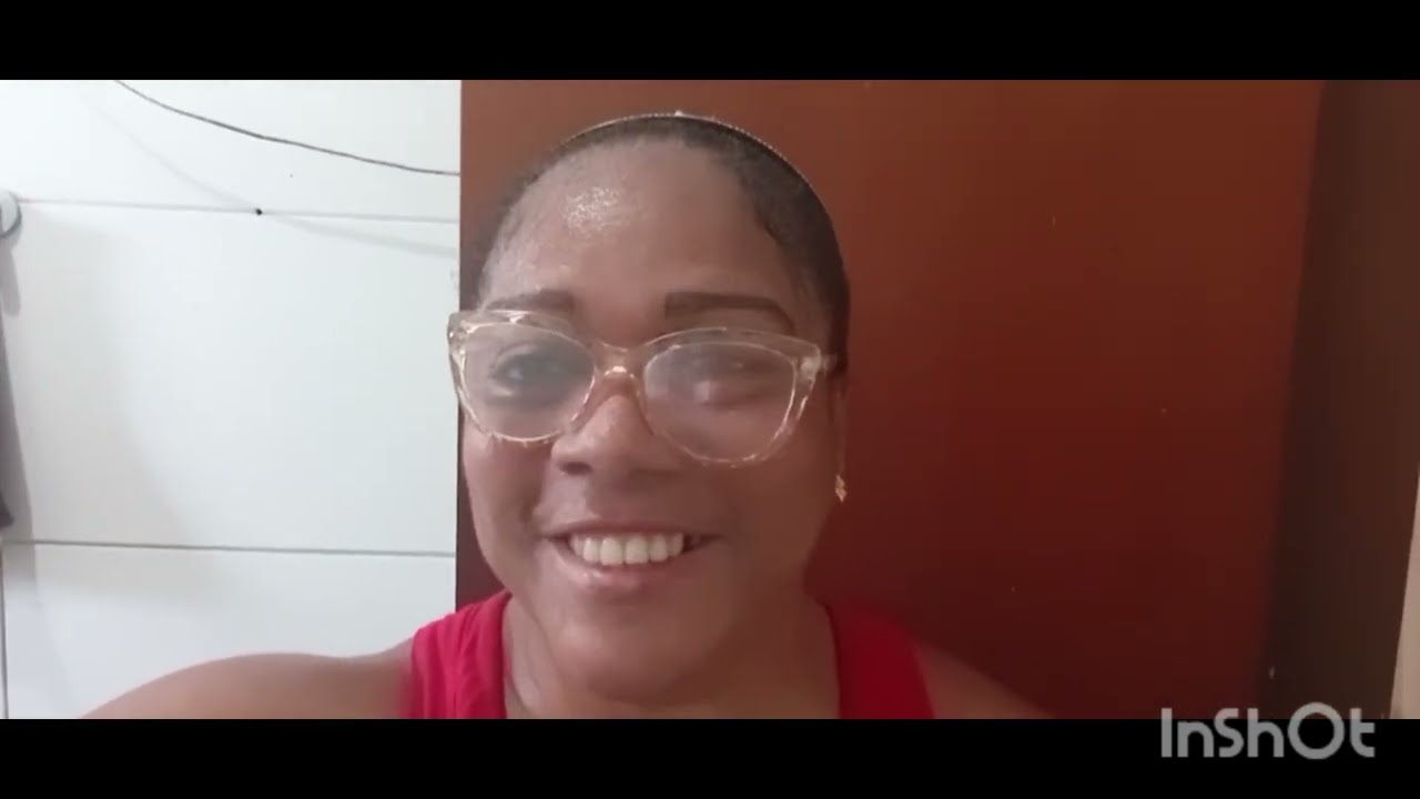 Comprinhas  ,mais tomando açaí 🍨🍧