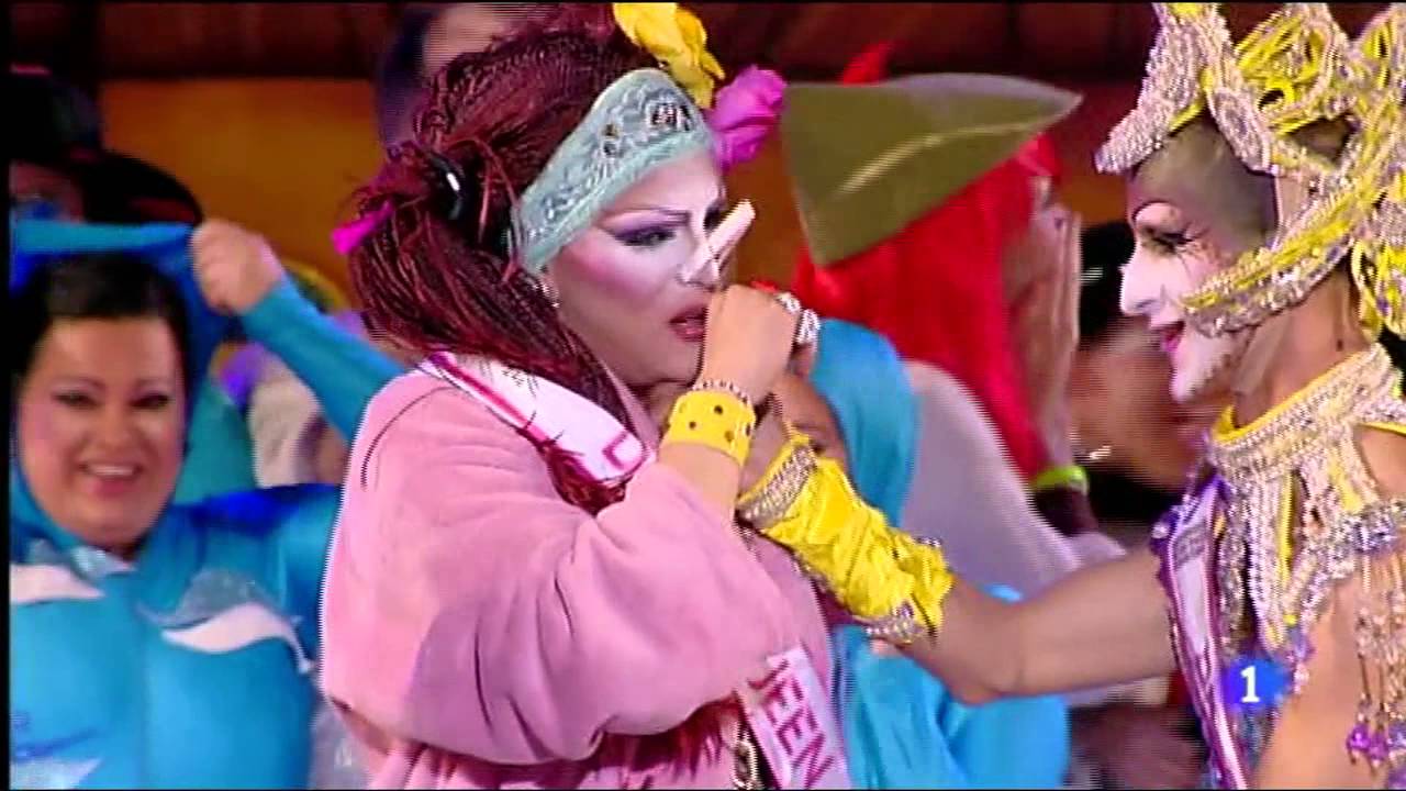 DRAG MANDRAGORA estuvo presente durante la Gala DRAG QUEEN 2014 Las Palmas GC