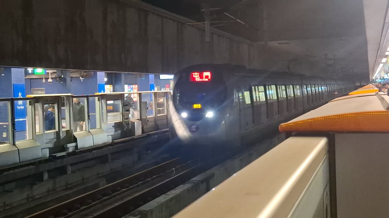 屯馬綫 SP1900 (D311/D312) 駛入及離開大圍站