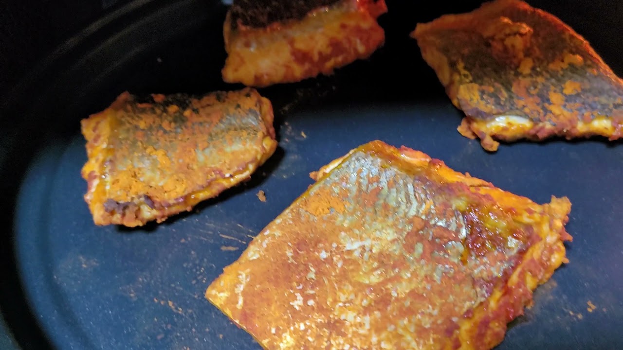 Grilling salmon in the Samsung Oven MC35R8088