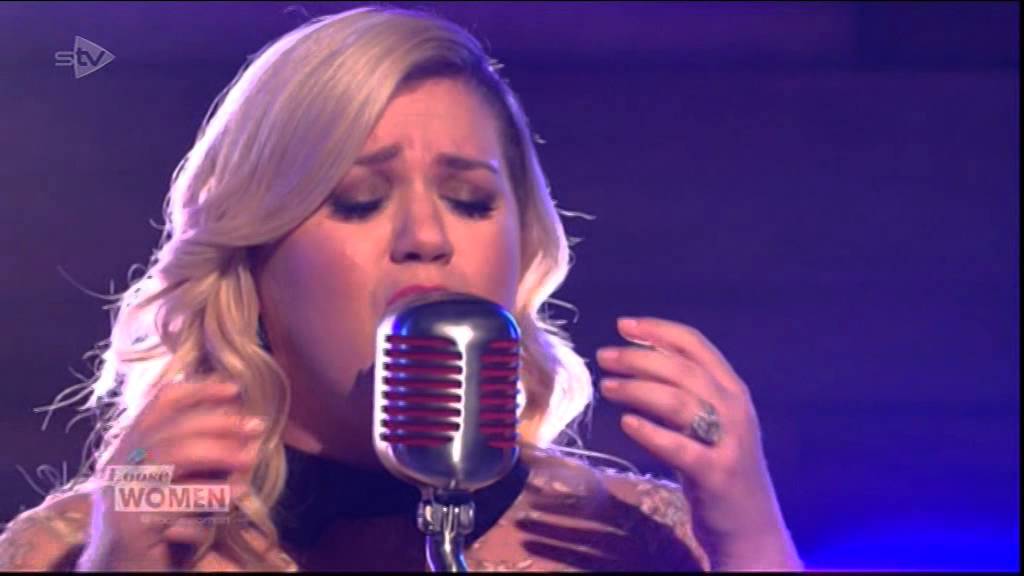 Kelly Clarkson Heartbeat Song Live on Loose Women 2-3-15