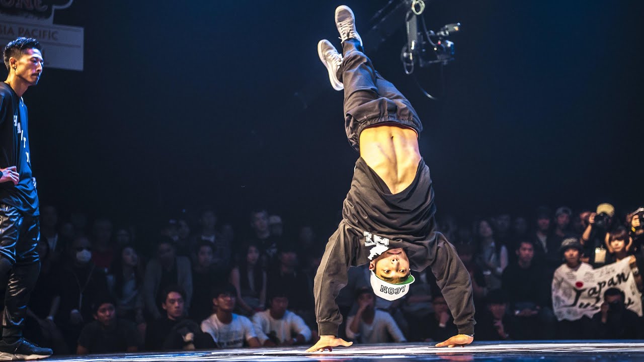 Bboy Leon vs Bboy Vero - Semi Final - Red Bull BC One Asian Pacific Final 2015