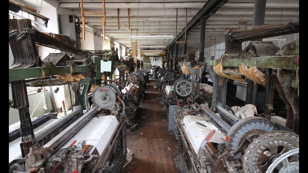Riesige verlassene Textilfabrik mit Inventar// URBEX // Lost Places