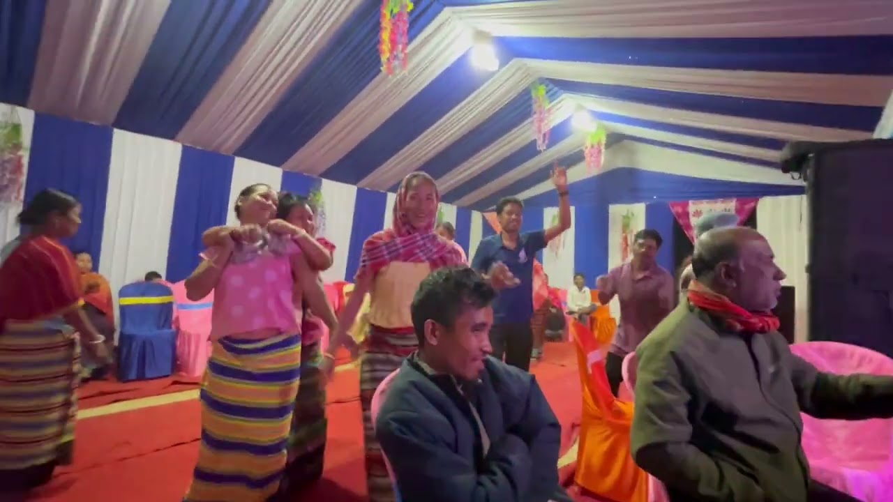 Tini sarik malai  di song