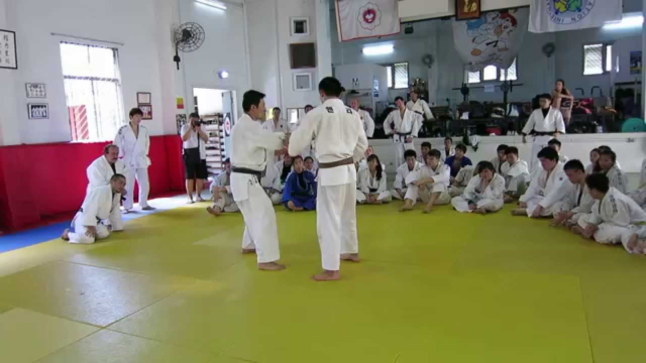 Judo Legend Jeon Ki Young: Seoi-otoshi Variation (HD)