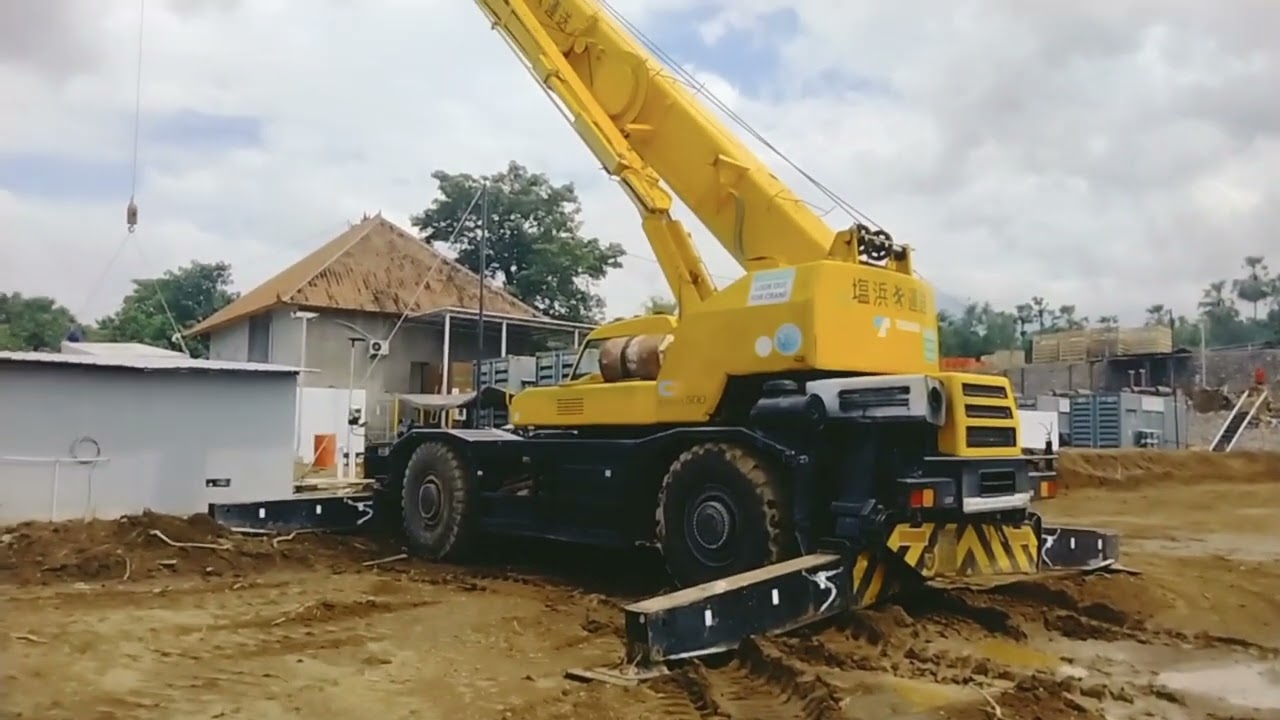 Pengangkatan tangki bahan bakar 30 ton