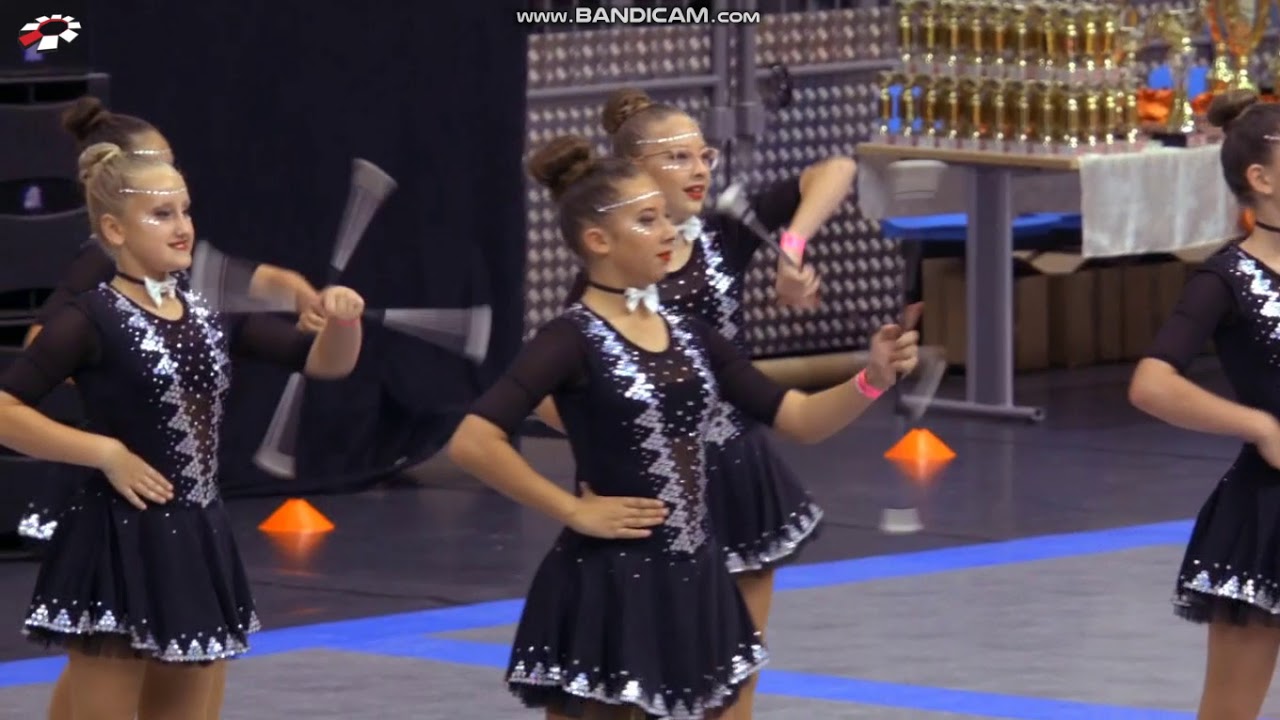 MiKaDo Karviná, miniformace juniorky baton Liška, 2018